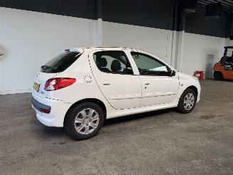 Peugeot 206+ 1.4 XS picture 6