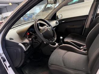 Peugeot 206+ 1.4 XS picture 15