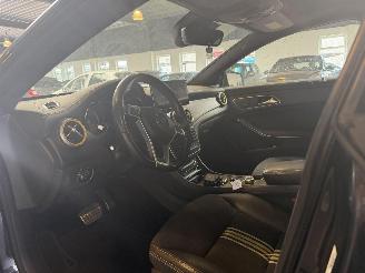 Mercedes Cla-klasse 250 4MATIC AMG Prestige picture 14