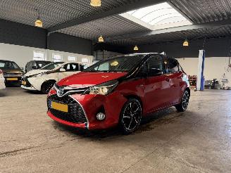 Schadeauto Toyota Yaris 1.5 Hybrid Dynamic 81.000 KM! 2016/9