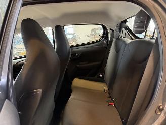Peugeot 108 1.0 e-VTi Active picture 17