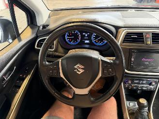 Suzuki S-Cross 1.6 Base picture 22