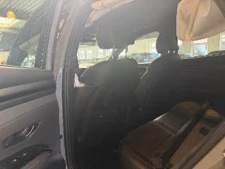 Hyundai Tucson 1.6 T-GDi PHEV N-Line picture 16