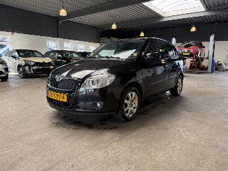 Damaged car Skoda Fabia 1.4-16V Sprint 2010/3