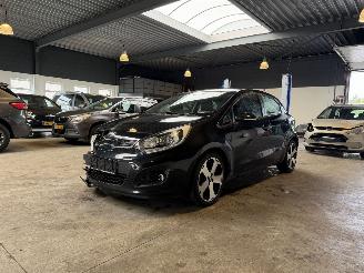Unfallwagen Kia Rio 1.4 CVVT EXECUTIVELINE 2014/5