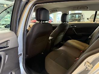 Opel Insignia Sports Tourer 1.6 T Edition picture 10