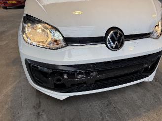 Volkswagen Up! 1.0 BMT move up! picture 9