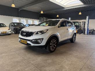 uszkodzony samochody osobowe Kia Sportage 1.6 GDI X-treme Dynamics 2015/12