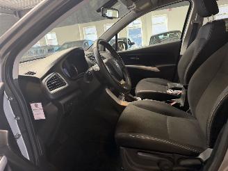 Suzuki S-Cross 1.4 Boosterjet Automaat picture 19