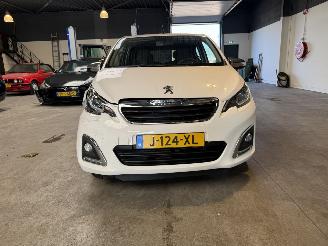 Peugeot 108 1.0 e-VTi Allure picture 8