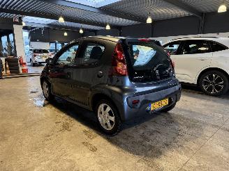 Peugeot 107 1.0 Active picture 3