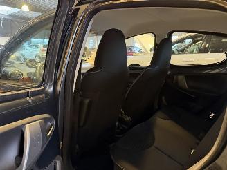 Peugeot 107 1.0 Active picture 13