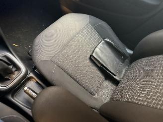 Volkswagen Polo 1.0 picture 23