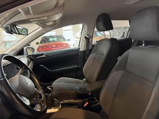 Volkswagen Polo 1.0 TSI Life picture 19