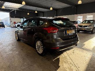 Ford Focus 1.5 EcoBoost picture 3
