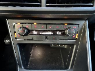 Volkswagen Polo 1.0TSI Highline picture 12