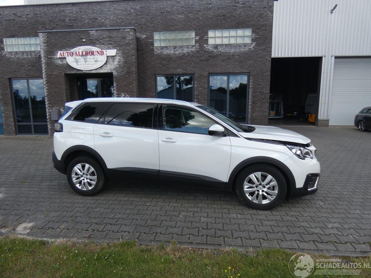 Peugeot 5008 1.2 PT BL. EXECUTIVE