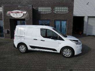 krockskadad bil bedrijf Ford Transit Connect 1.5 ECOBLUE L1 TREND 2019/10