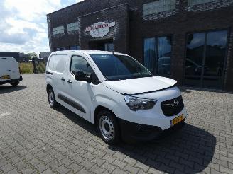 Opel Combo 1.5D picture 2