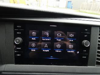Volkswagen Transporter 2.0 TDI L2H3 Comfortline picture 25