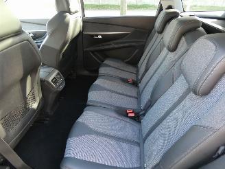 Peugeot 5008 1.2 PureTech GT-Line 1ste eigenaar dealer onderhouden!!! picture 12