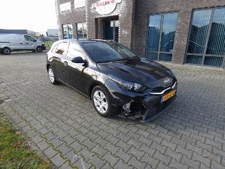 Kia Ceed 1.0 T-GDi DynamicL. picture 2