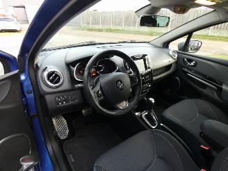 Renault Clio Estate 1.2 GT picture 9