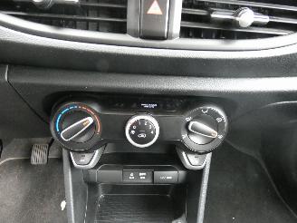 Kia Picanto 1.0 CVVT ComfortPlusLine Navigator picture 17