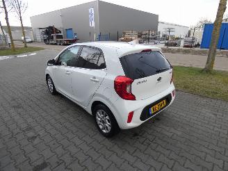 Kia Picanto 1.0 CVVT Design Ed. picture 6