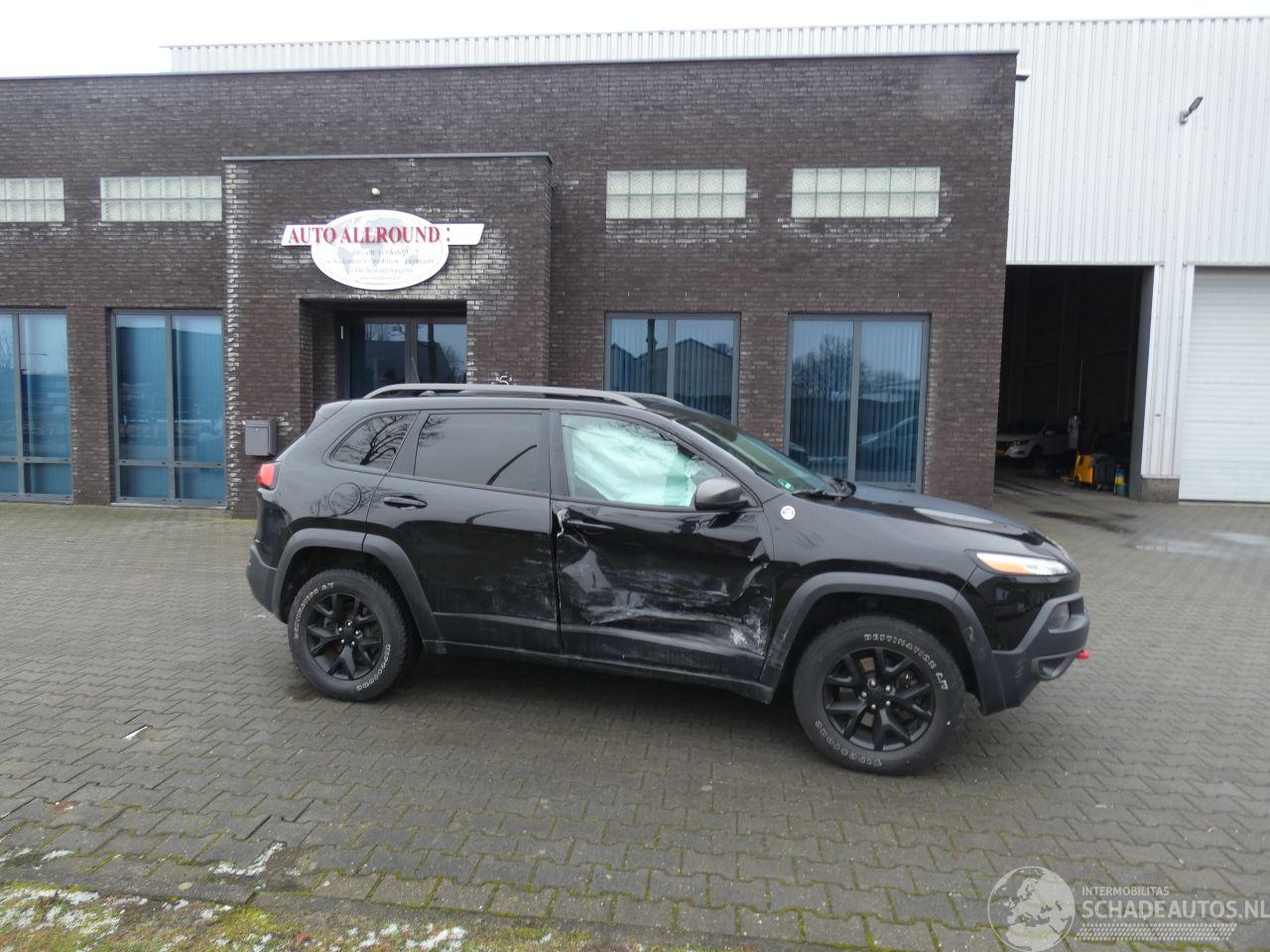 Jeep Cherokee 3.2 V6 TRAILH. 4WD L