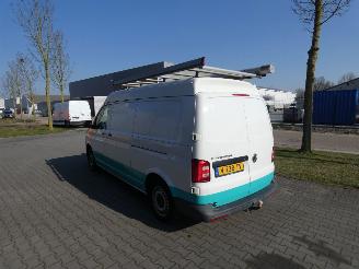 Volkswagen Transporter 2.0 TDI L2H2 Highl. picture 7