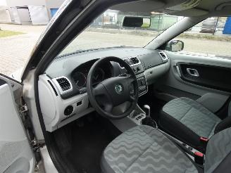 Skoda Fabia 1.4-16V Ambiente picture 10