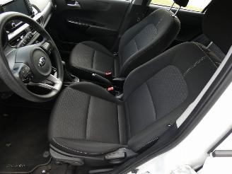 Kia Picanto 1.0 CVVT ComfortPlusLine Navigator picture 11