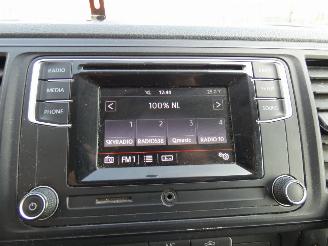 Volkswagen Transporter 2.0 TDI L2H2 Highl. picture 20