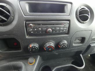 Renault Master T35 2.3 dCi L4H3DLHD picture 16