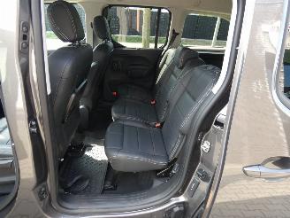 Opel Combo LIFE 1.2 T. L2H1 Edition picture 14