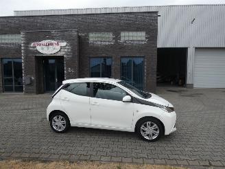  Toyota Aygo 1.0 VVT-i x-pure 2015/11
