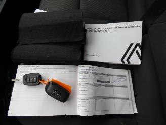 Renault Trafic 2.0 dCi T29 L2H1 Dubbel cabine work picture 26
