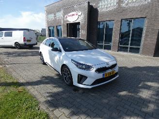 Kia Proceed 1.0 T-GDI GT-PlusLine picture 2