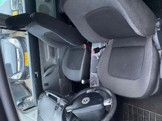 Volkswagen New-beetle (9C1/9G1) Hatchback 3-drs 2.0 (AEG) [85kW] picture 6