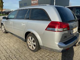 Opel Vectra C Caravan Combi 2.2 DIG 16V (Z22YH(Euro 4)) [114kW] picture 4