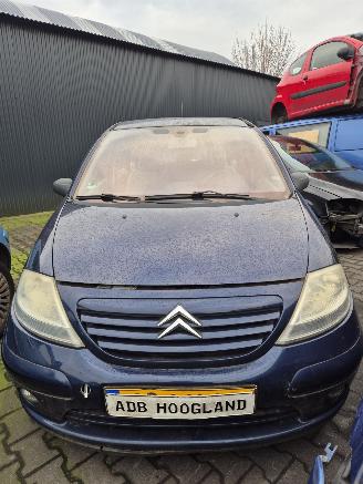 Vrakbiler auto Citroën C3 (FC/FL/FT) Hatchback 5-drs 1.6 16V (TU5JP4(NFU)) [80kW] 5-BAK 2003/1
