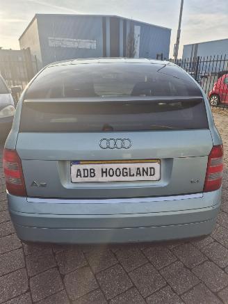 Audi A2 (8Z0) Hatchback 1.4 16V (AUA) [55kW] 5-BAK picture 4