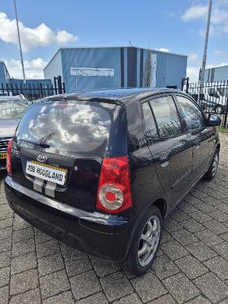 Kia Picanto (BA) Hatchback 1.0 12V (G4HE) [46kW] 5-BAK picture 5