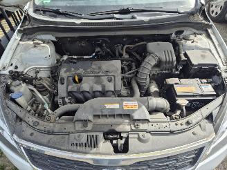 Kia Cee d Sporty Wagon (EDF) Combi 1.4 16V (G4FA) [66kW] 5-BAK picture 9