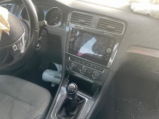 Volkswagen Golf Golf VII (AUA) Hatchback 1.0 TSI 12V (CHZC(Euro 6)) [81kW] picture 5