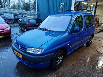 Unfallwagen Citroën Berlingo 1.6 16V Multispace 2002/10