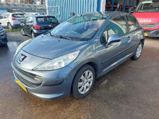 skadebil auto Peugeot 207 207/207+ (WA/WC/WM) Hatchback 1.4 16V (ET3J4(KFU)) [65kW] 2006/9