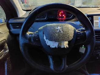 Peugeot 208 208 I (CA/CC/CK/CL) Hatchback 1.2 Vti 12V PureTech 82 picture 12