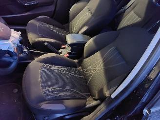 Peugeot 208 208 I (CA/CC/CK/CL) Hatchback 1.2 Vti 12V PureTech 82 picture 8